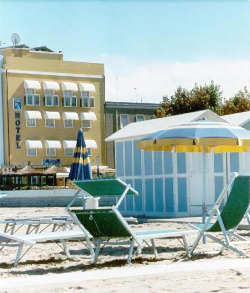 Hotel Amelia 파노 외부 사진